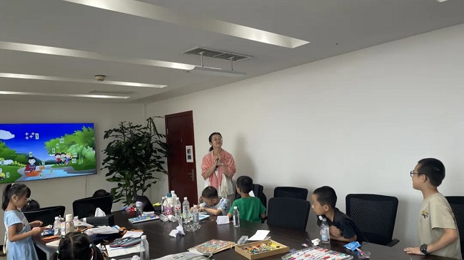 黨建引領(lǐng)聚合力 關(guān)愛職工暖人心——公司舉辦家庭教育公益講座助力和諧家風(fēng)建設(shè)