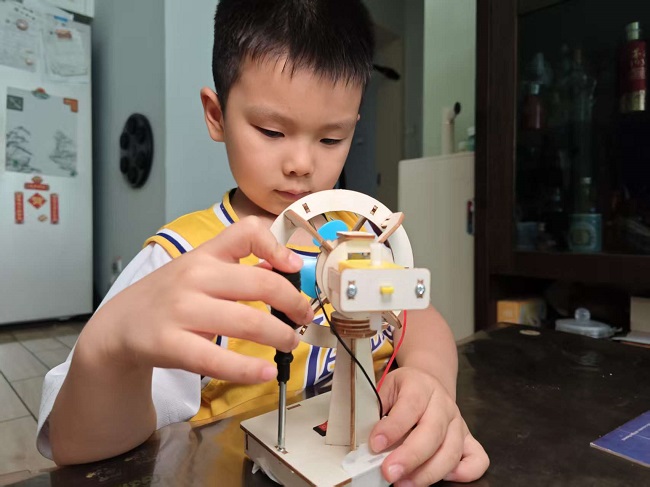 1748748289718914.jpg 張瑾.jpg